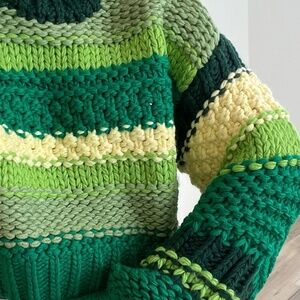 Yellow the label green and yellow chunky knit sweater size small